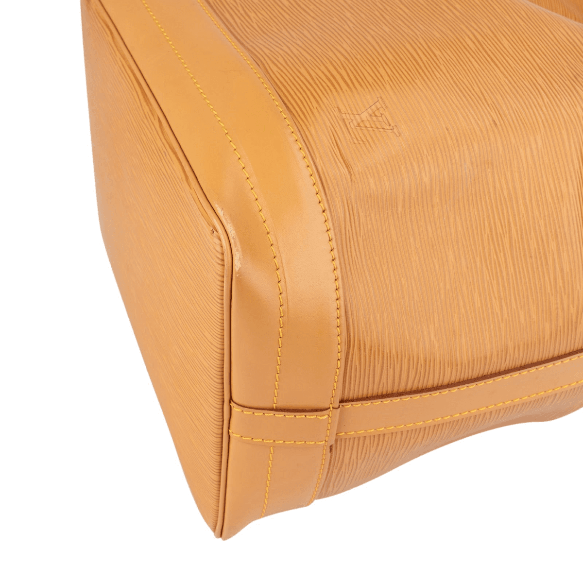 Louis Vuitton Epi Sac Noé Grande — fotografie 8